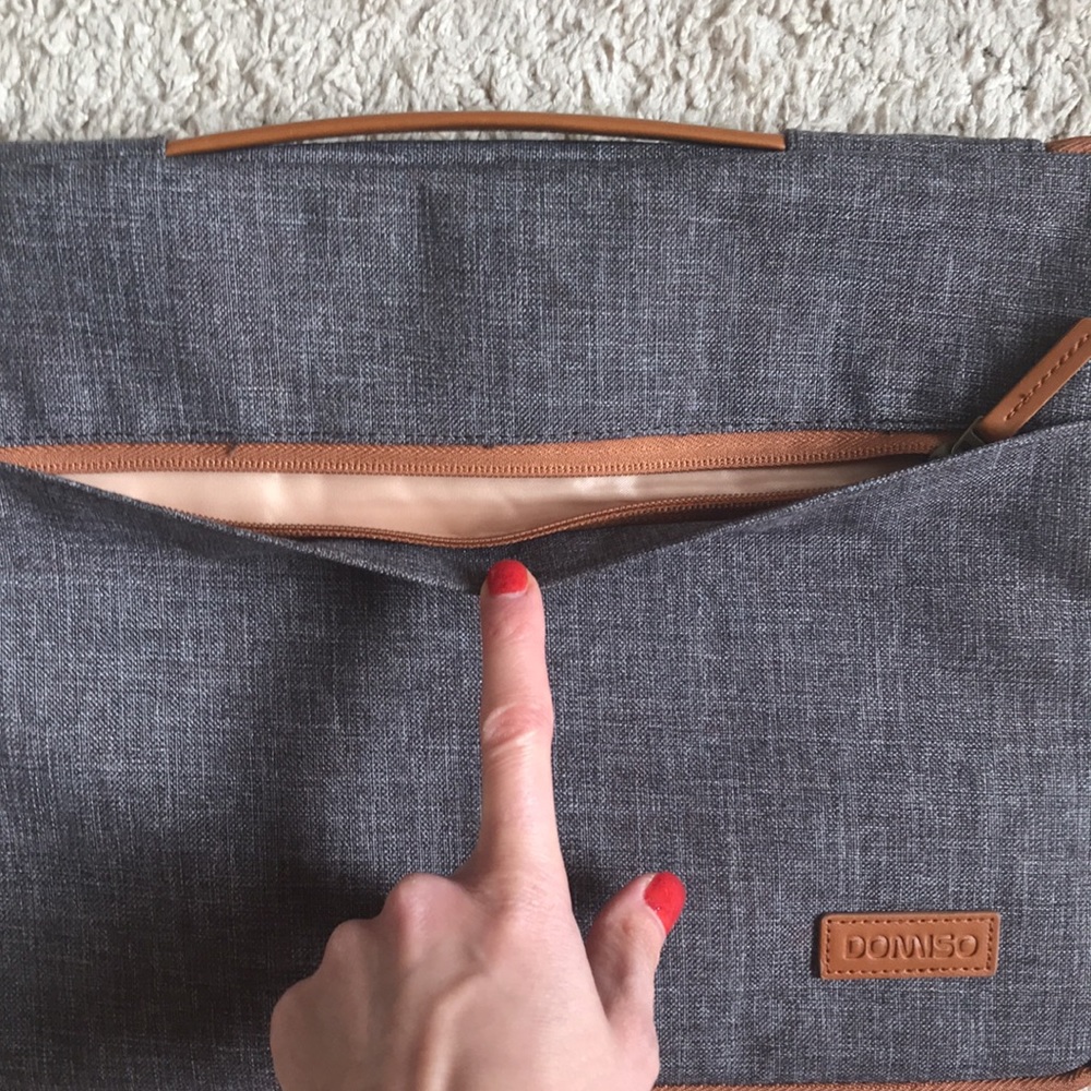 Laptop case - Picture 3 of 5